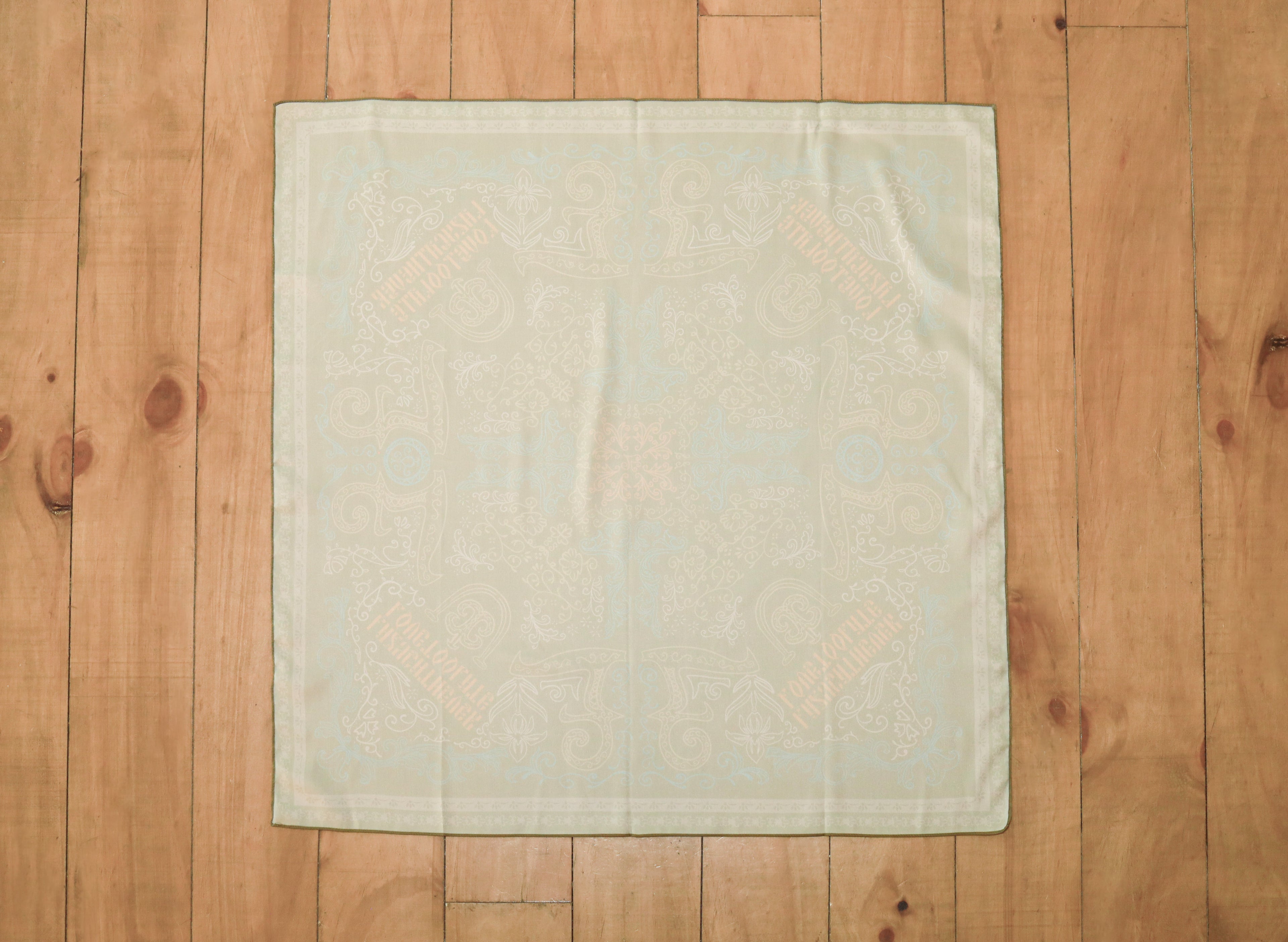 LC Totem Scarf Almond Brown