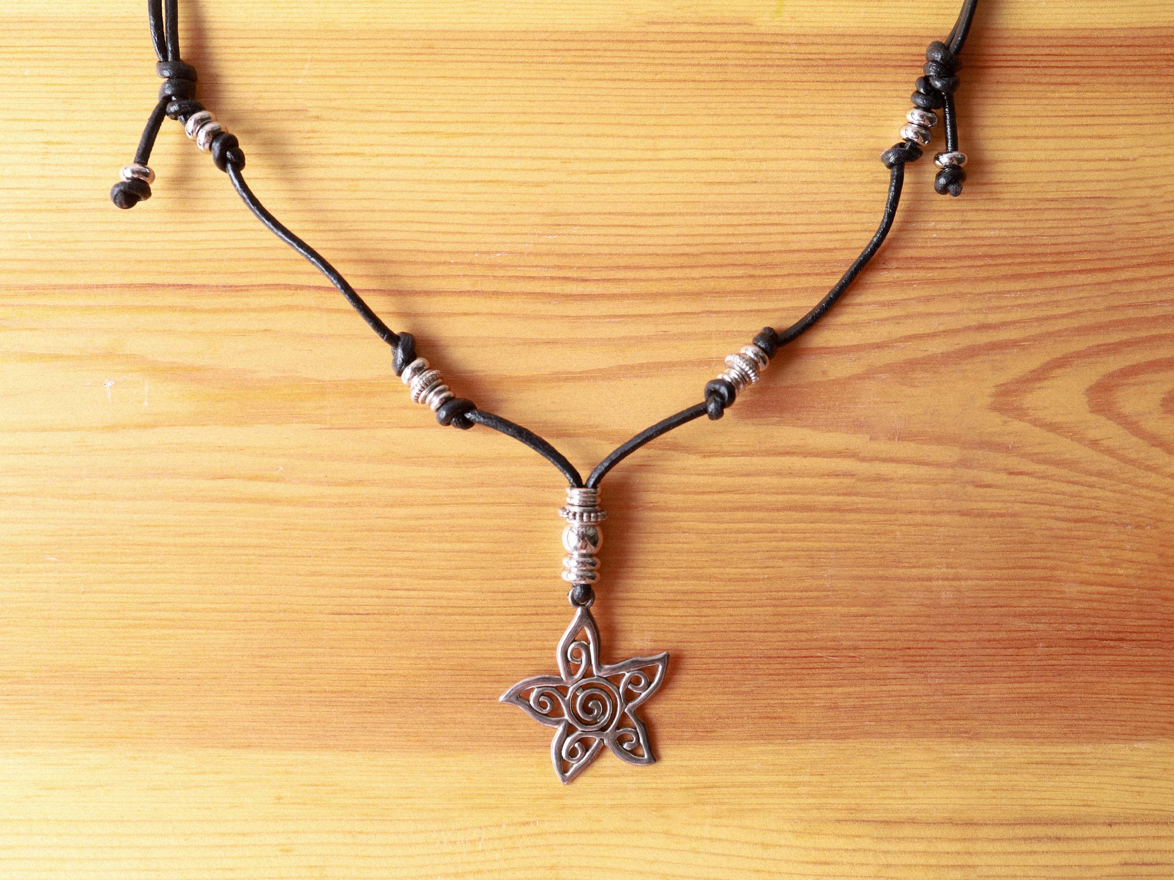 'Flower' Handmade Necklace Black