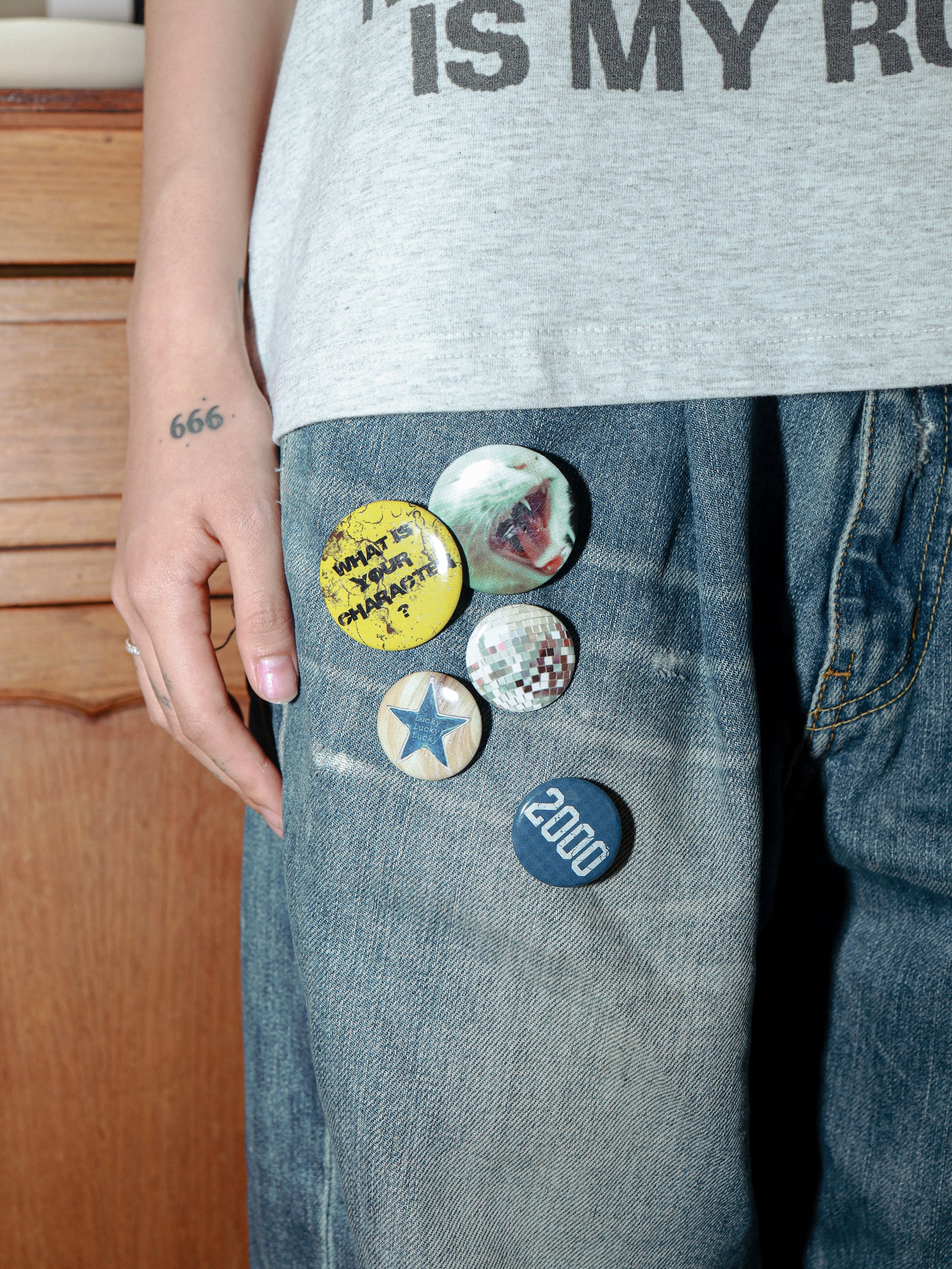 "Character" Badge set