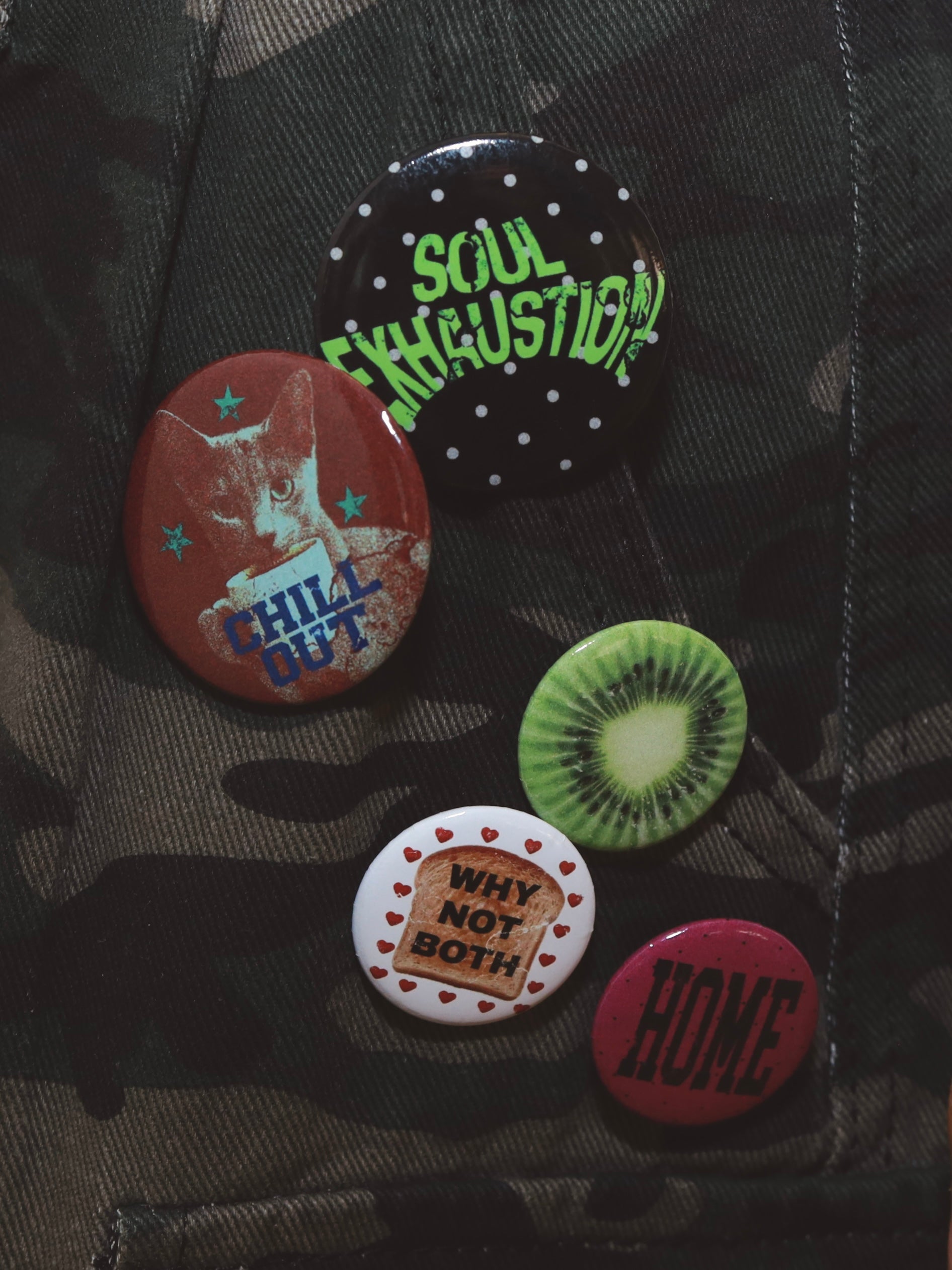 "HOME" Badge set